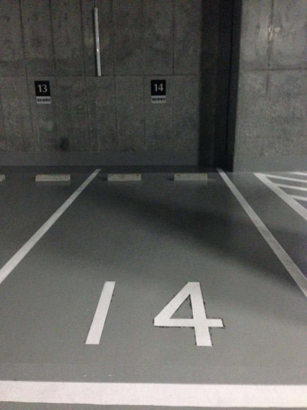 平面駐車場