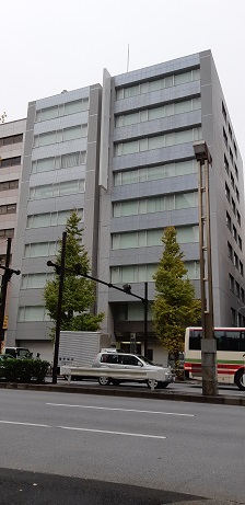 住友不動産八重洲通ビル月極駐車場