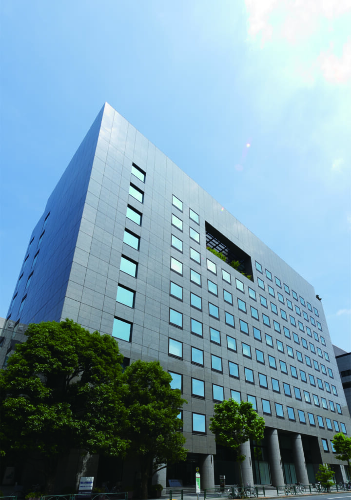 住友不動産青山ビル西館月極駐車場